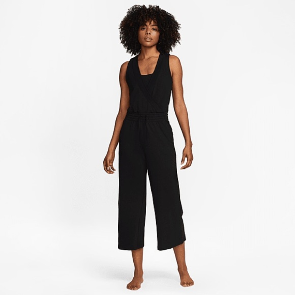 Nike Yoga Dri-FIT Women’s French Terry Jumpsuit in black. Size Medium.